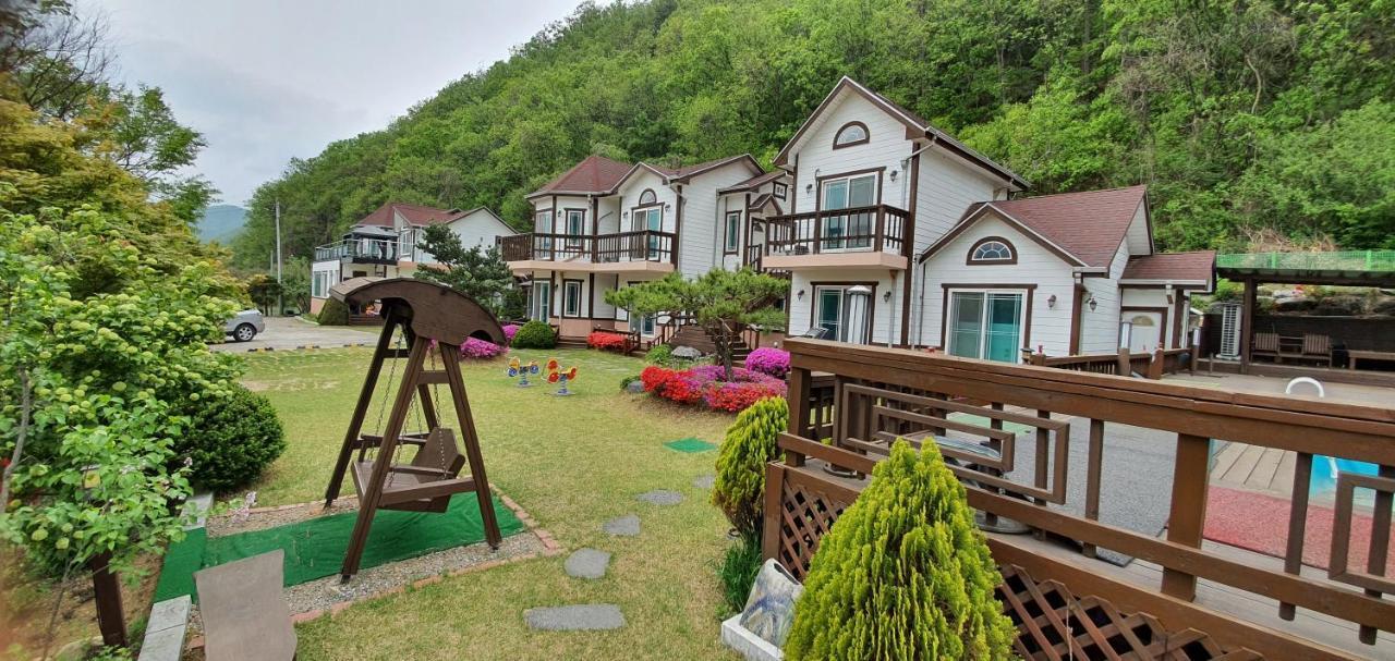 Holiday home Forest Of Color